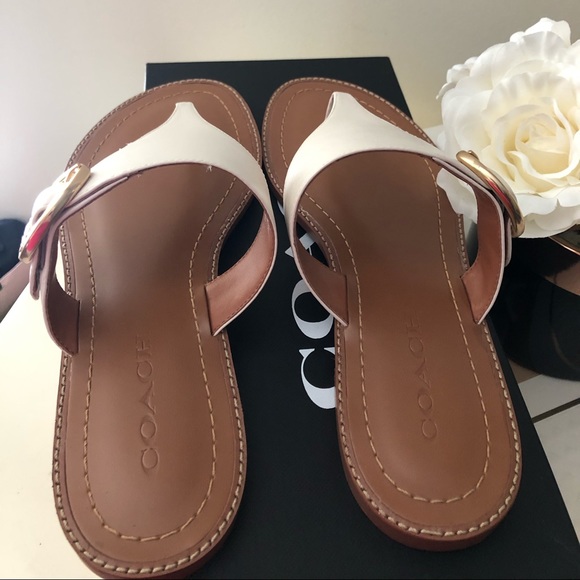 🎀 NEW!!Coach Lesli Monogram Buckle Sandals - Picture 10 of 16